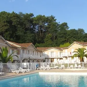 t3-en-duplex-avec-grande-piscine.biarritzhotels.info/